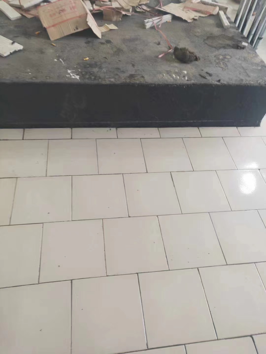 準(zhǔn)確選擇一款適用的耐腐蝕膠泥，可以充分延長(zhǎng)設(shè)施或者設(shè)備的使用壽命